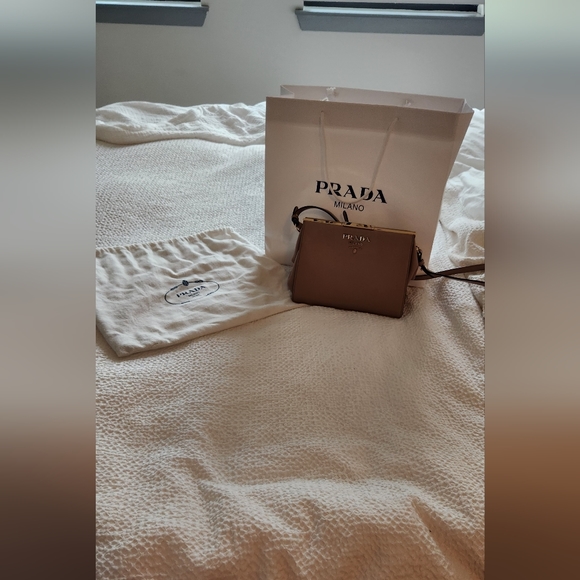 Prada Bag - Picture 14 of 15